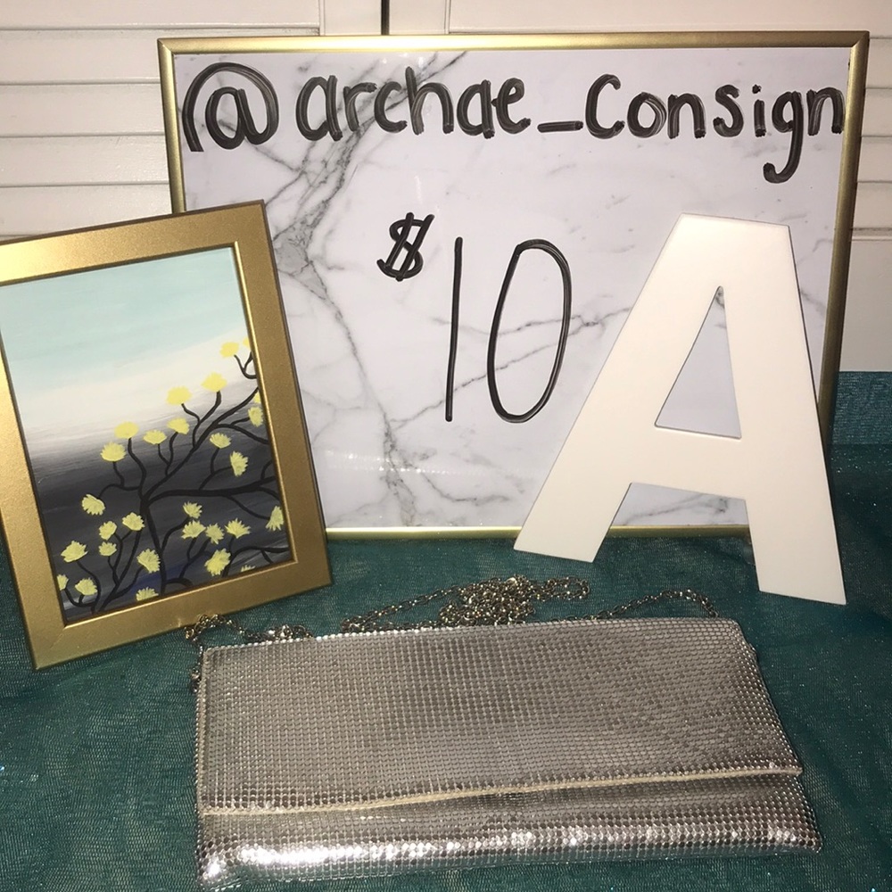 Metal clutch